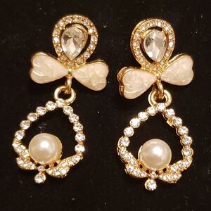 NEW Rhinestone Bling Pearl EARRINGS